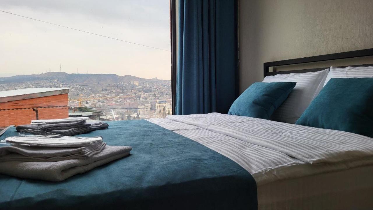 Brothers Apartments With Terrace In Old Tbilisi Esterno foto