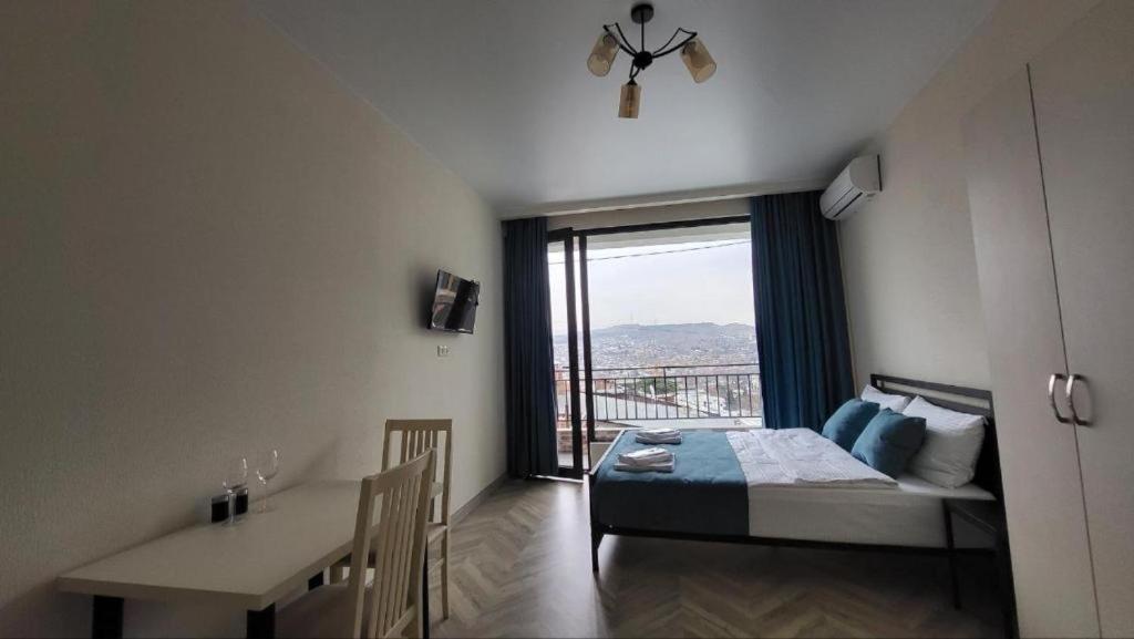 Brothers Apartments With Terrace In Old Tbilisi Esterno foto