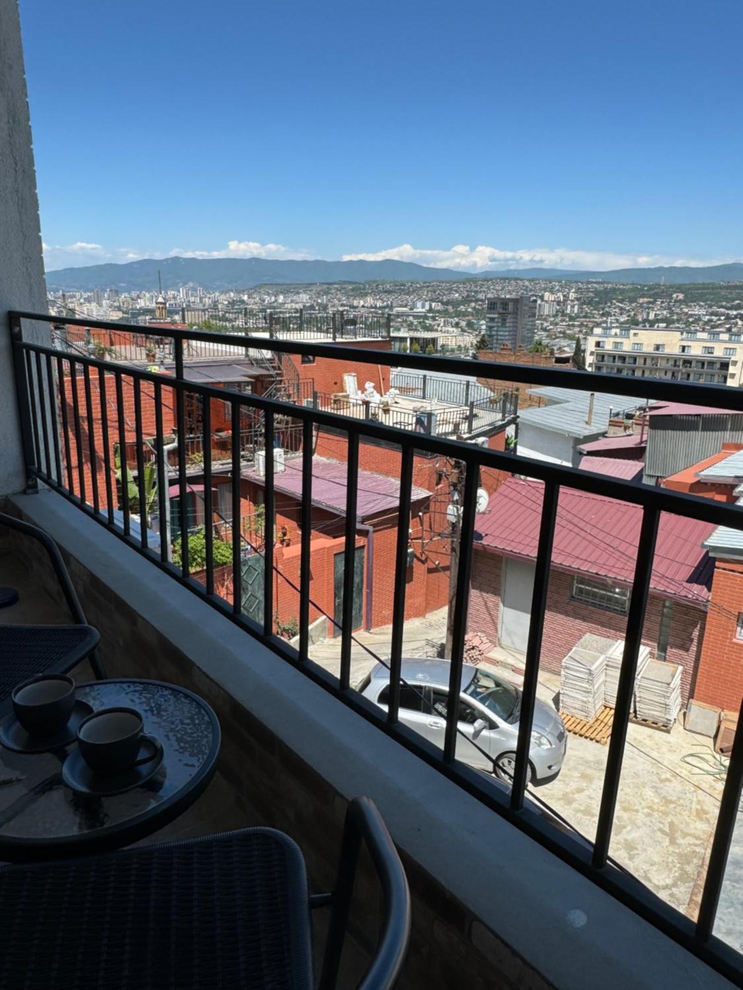 Brothers Apartments With Terrace In Old Tbilisi Esterno foto