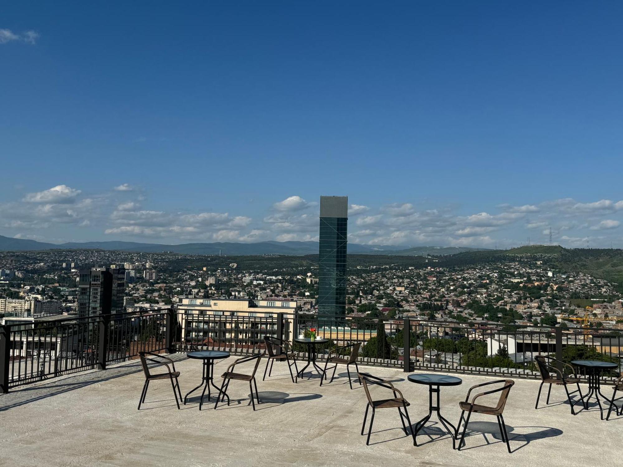 Brothers Apartments With Terrace In Old Tbilisi Esterno foto